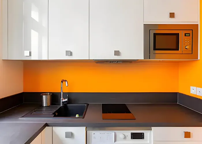 Casa Naranja